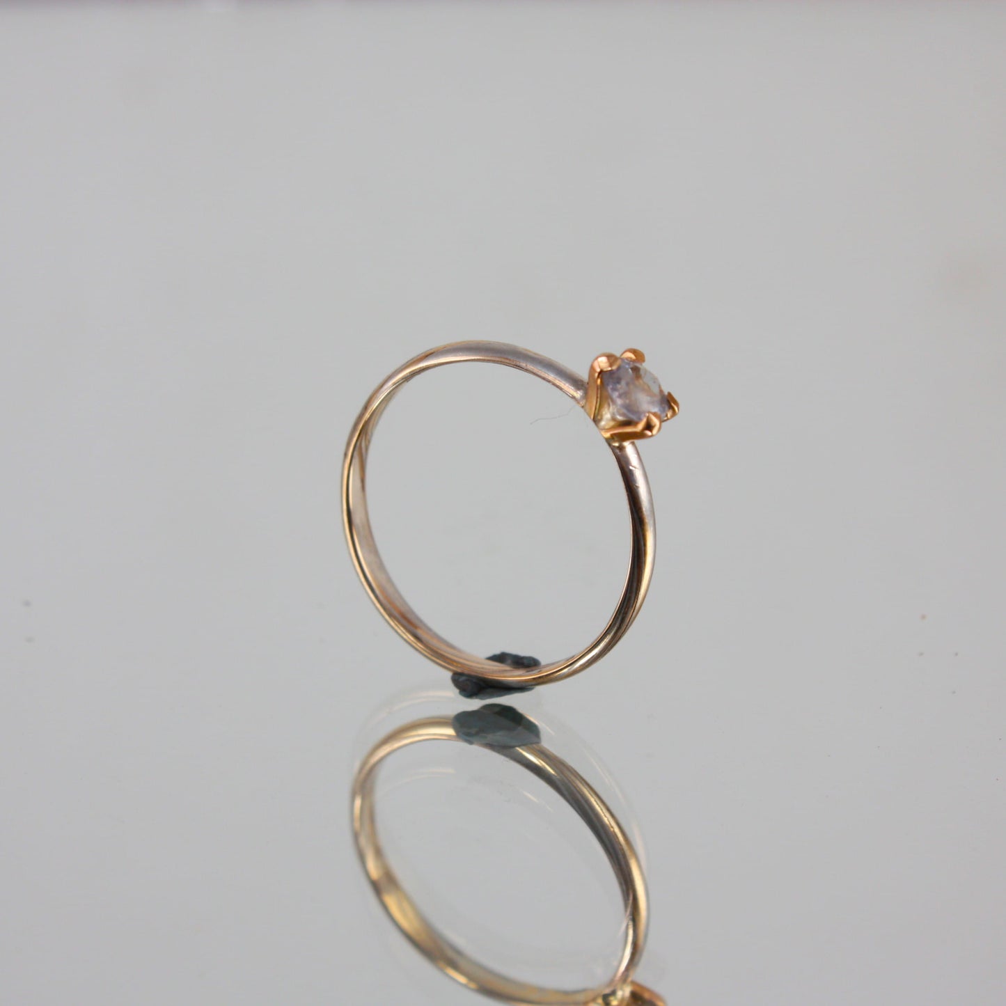 Gold-Mokume-Ring-with-White-Topaz