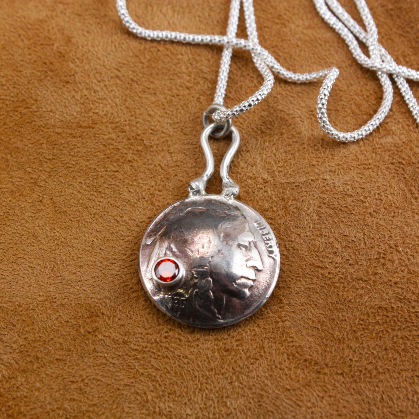 Indian Head Pendant Red.