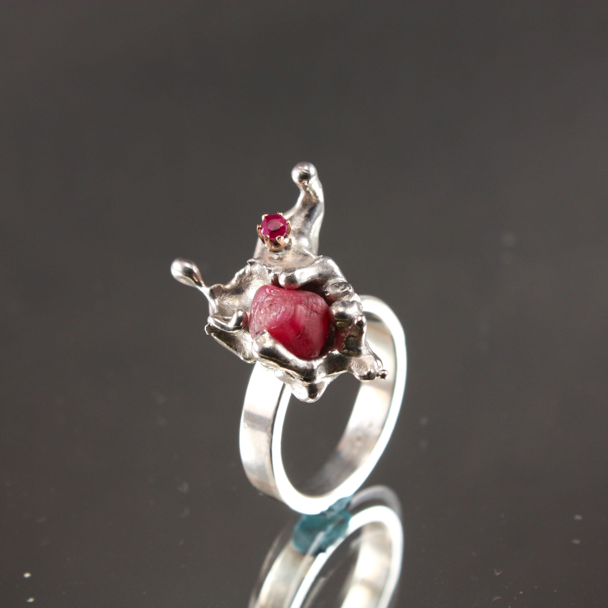 Water-Cast-Spinel-and-Ruby-Ring