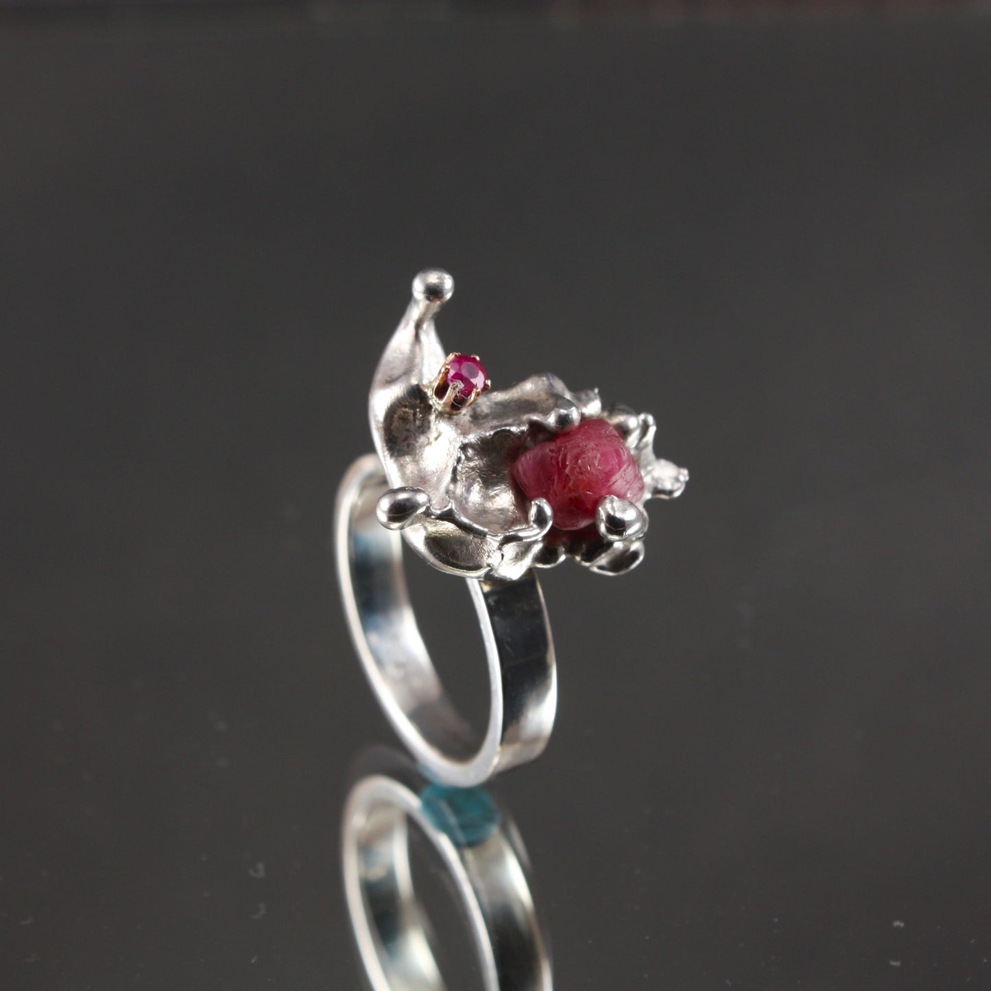 Water-Cast-Spinel-and-Ruby-Ring