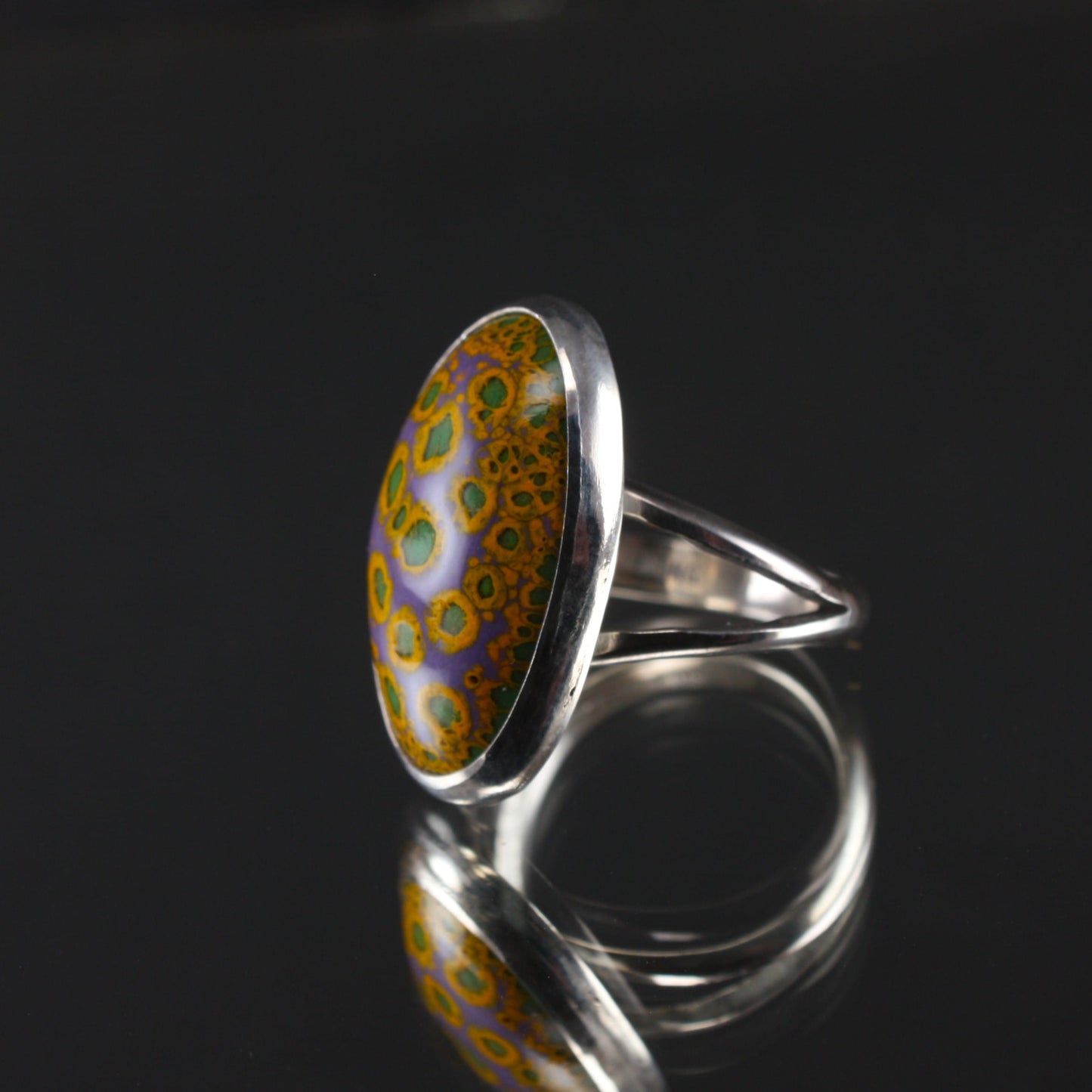 green-and-yellow-oval-enamel-ring
