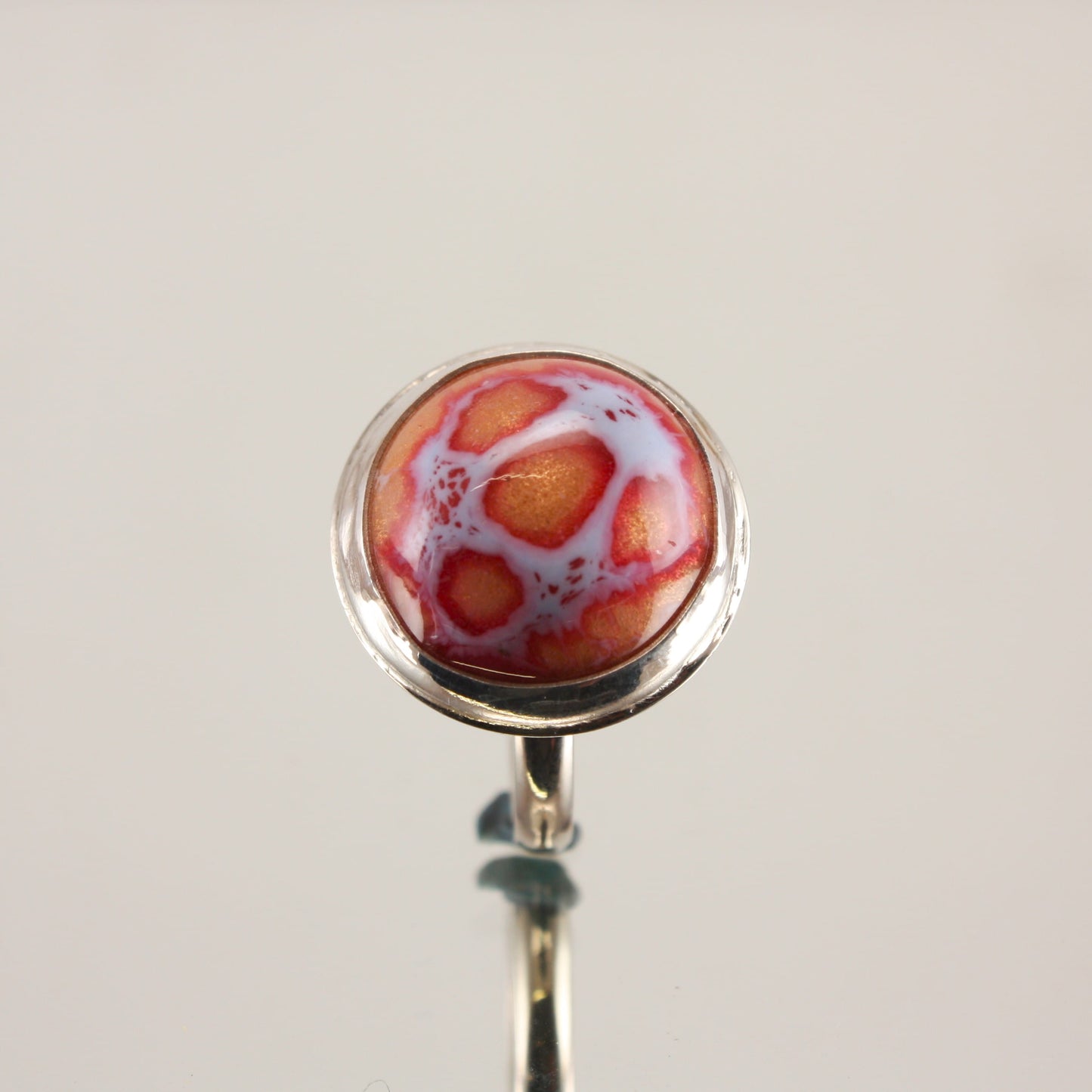 peach-and-red-round-enamel-ring