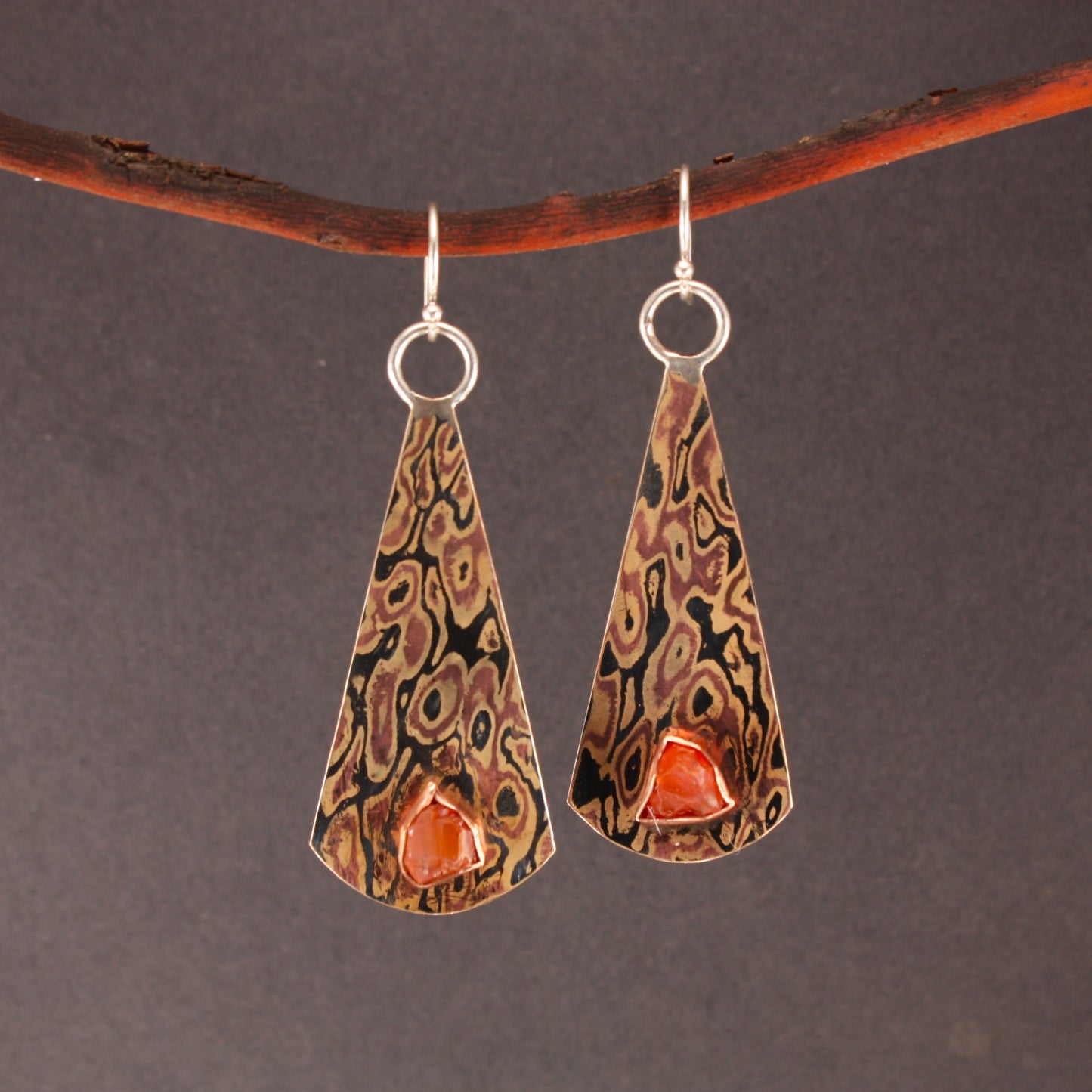 pendulum-mokume-earrings-with-carnelian