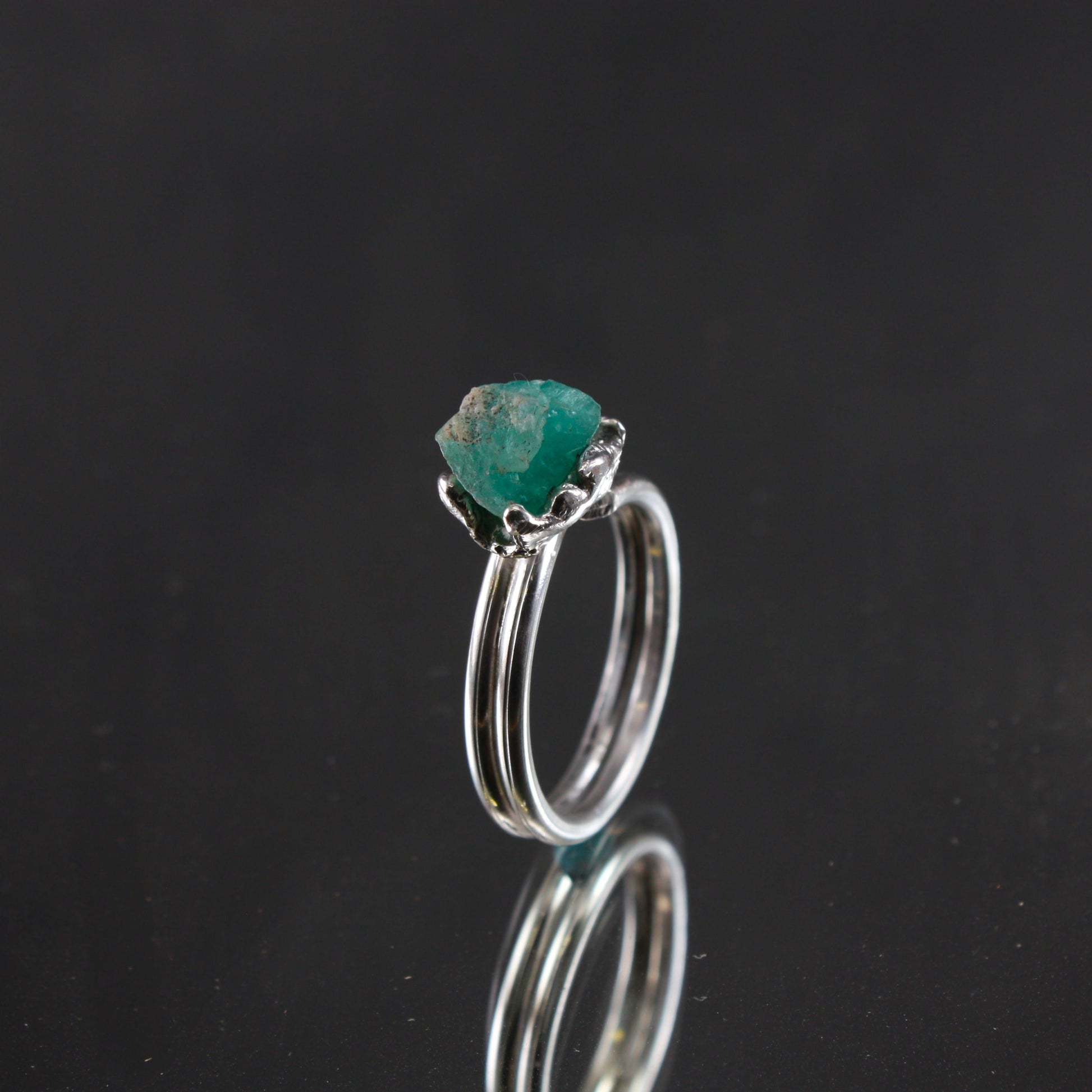 Raw-Emerald-Ring