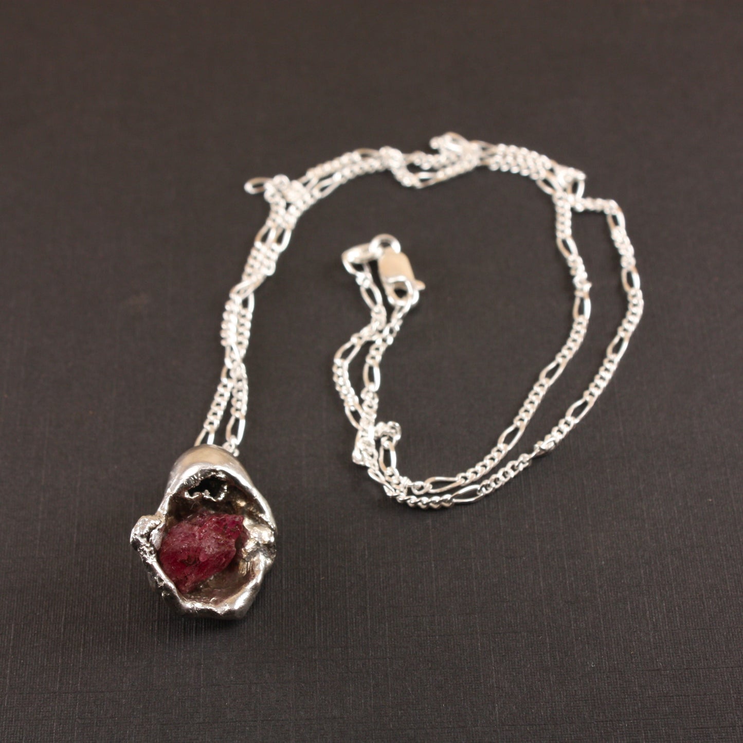 Raw-Spinel-Necklace