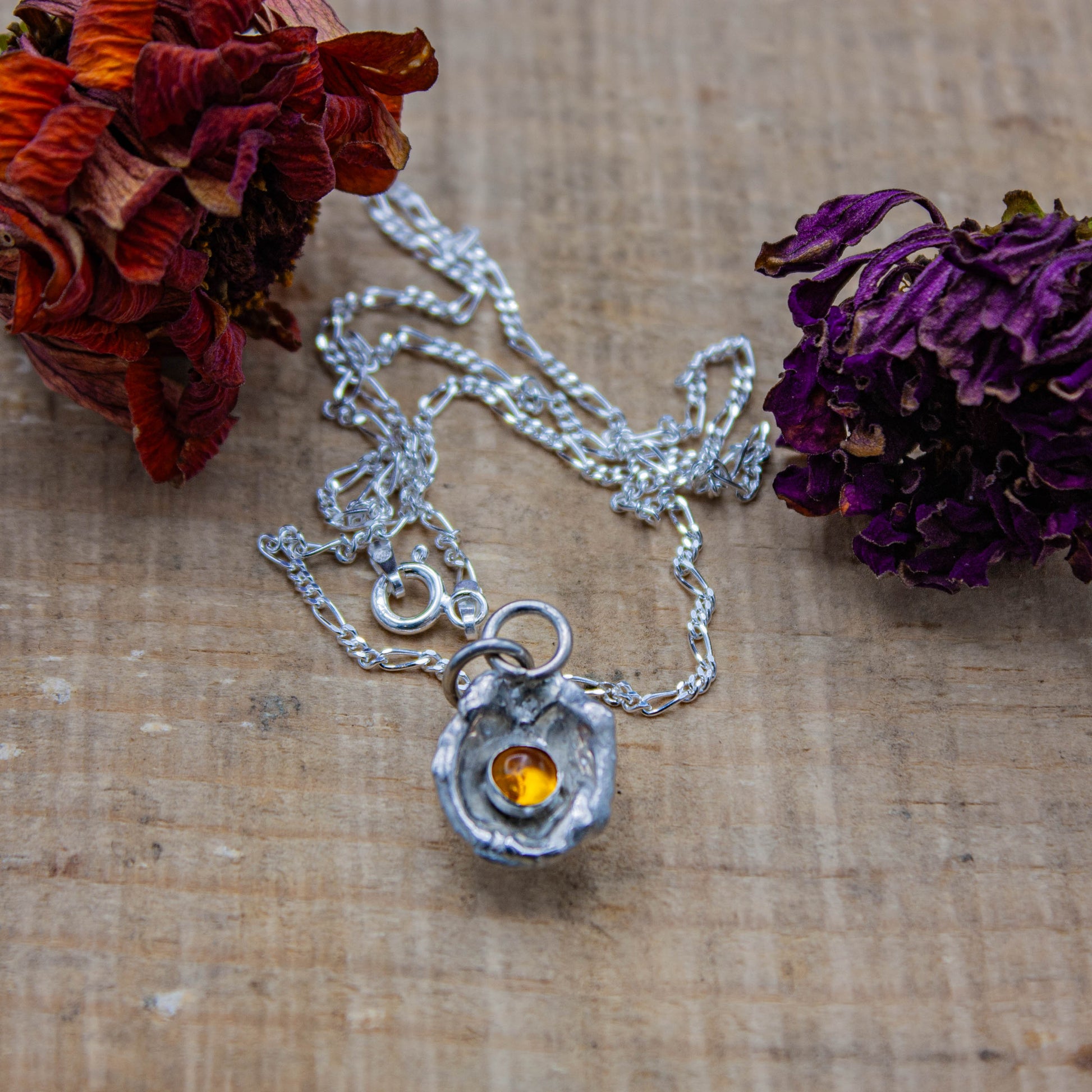 water-cast-with-amber