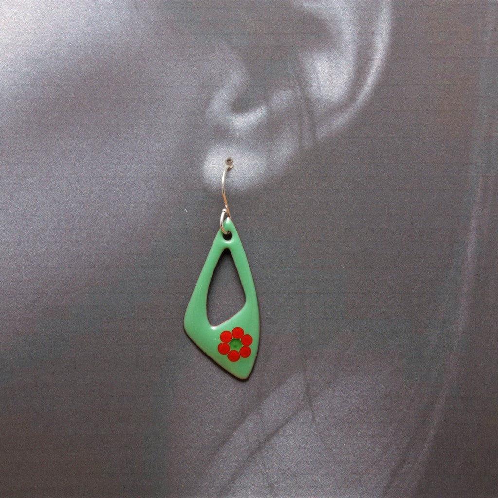Green-Flower-Trapeziod-Earrings-c