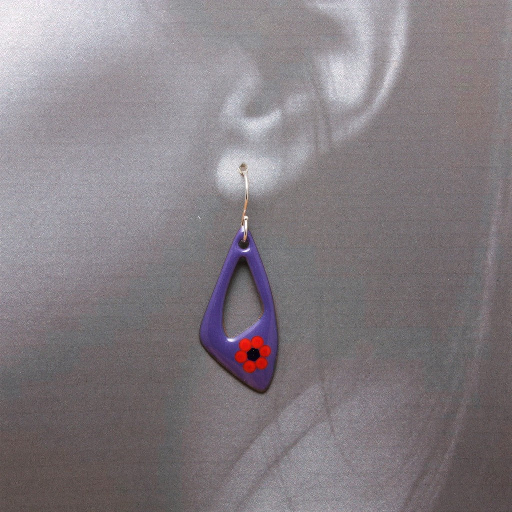 Purple-Flower-Trapeziod-Earrings-c